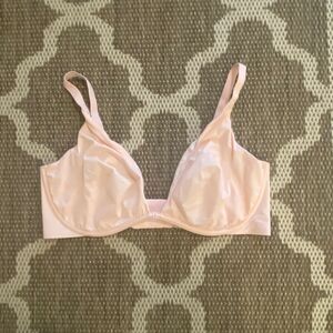 Victoria’s Secret bra incredible by Victoria’s Secret unlined plunge bra size 36